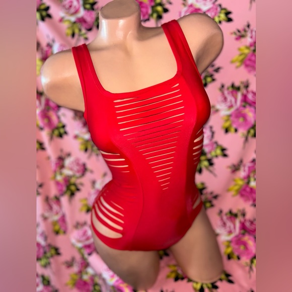 Red sliced cut out apocalyptic wasteland sexy swimsuit 1 piece slit bodysuit h3 - Picture 7 of 7